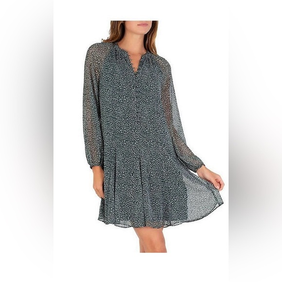 Green and White Long Sleeve V-Neck Sundress Long Sleeve NWT 2XL - Picture 1 of 10